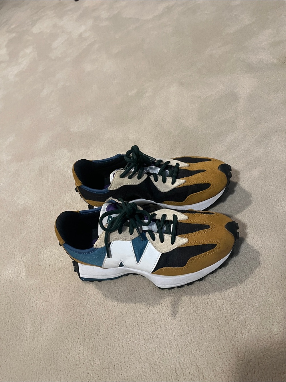 New Balance 327 Women Sneakers - Mustard, Black & Teal